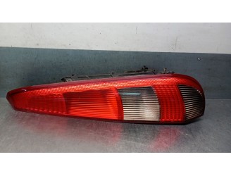 Recambio de piloto trasero derecho para ford fiesta (cbk) 1.4 16v cat referencia OEM IAM 2S6113A602B 1251791 