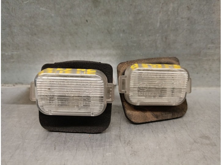 Recambio de piloto matricula para mazda 3 (bm, bn) 2.2 d referencia OEM IAM BHP151270A BHP151270A 