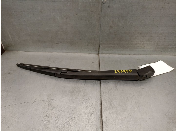 Recambio de brazo limpia trasero para mazda 3 (bm, bn) 2.2 d referencia OEM IAM GHP967421 GHP967421 