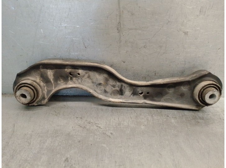 Recambio de brazo suspension superior trasero izquierdo para jaguar f-pace (x761) 2.0 td4 referencia OEM IAM HK835500AA T4A1004 