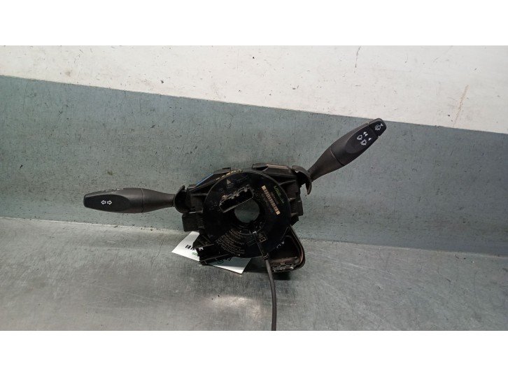 Recambio de mando luces para ford fiesta (cbk) 1.4 16v cat referencia OEM IAM 1S7T13335AE 1142542 