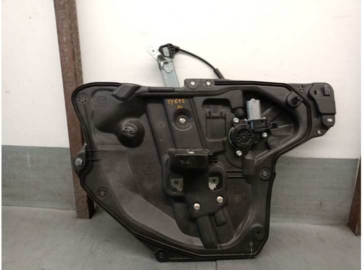 Recambio de elevalunas delantero izquierdo para mazda 3 (bm, bn) 2.2 d referencia OEM IAM BHN95997 BHN959590 