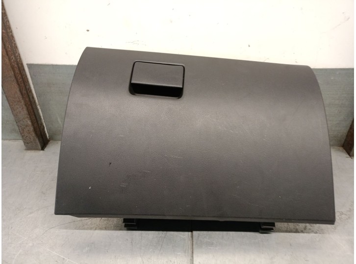 Recambio de guantera para mazda 3 (bm, bn) 2.2 d referencia OEM IAM BHN164161 BHN164030C02 