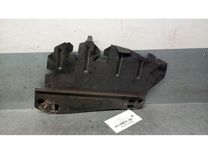 Recambio de calandra delantera de radiador para citroën c3 1.4 referencia OEM IAM 9680096480 7104Z9 