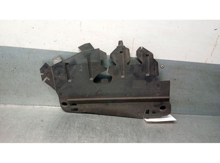 Recambio de calandra delantera de radiador para citroën c3 1.4 referencia OEM IAM 9680074180 7104AA 