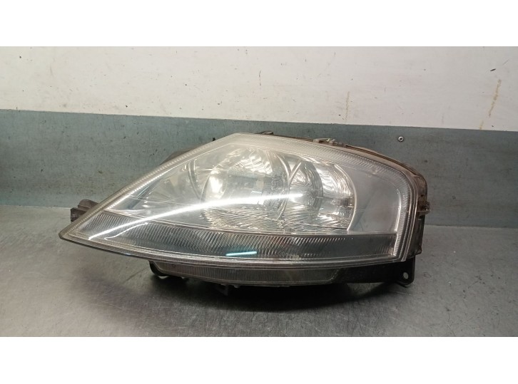 Recambio de faro izquierdo para citroën c3 1.4 referencia OEM IAM 9680157580 620885 