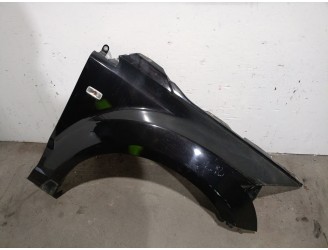 Recambio de aleta delantera derecha para dodge caliber 2.0 crd referencia OEM IAM 5160020AA 5160020AA 