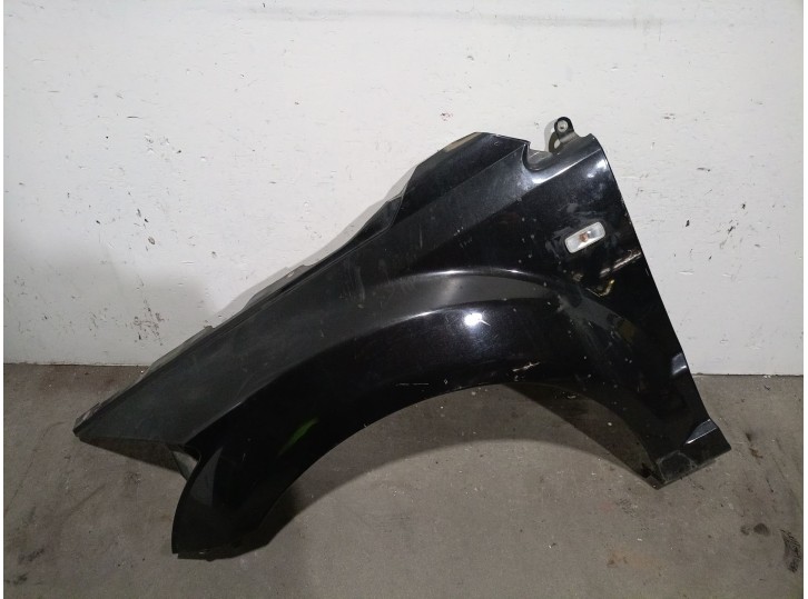 Recambio de aleta delantera izquierda para dodge caliber 2.0 crd referencia OEM IAM 5160021AA 5160021AA 