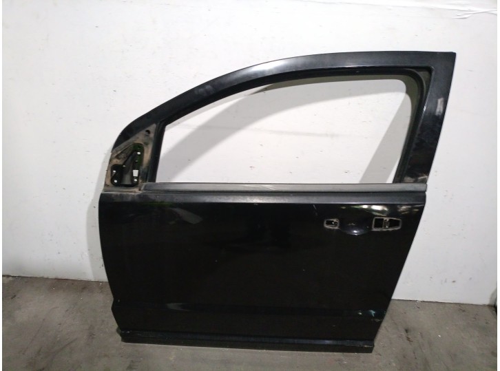 Recambio de puerta delantera izquierda para dodge caliber 2.0 crd referencia OEM IAM 5074155AB 5074155AB 