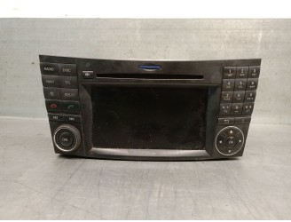 Recambio de sistema audio / radio cd para mercedes-benz clase e (w211) e 220 cdi (211.008) referencia OEM IAM A2118706194 A21187