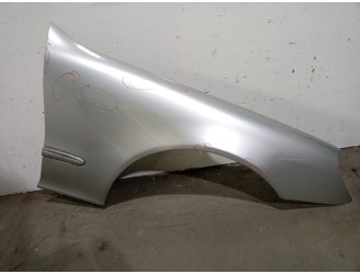 Recambio de aleta delantera derecha para mercedes-benz clase s (w220) berlina 4.3 v8 24v cat referencia OEM IAM A2208800418 A22