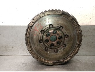 Recambio de volante motor para dodge caliber 2.0 crd referencia OEM IAM 5106019AA 5106019AA 