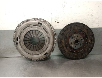 Recambio de kit embrague para dodge caliber 2.0 crd referencia OEM IAM 5106018AA 5106018AA 