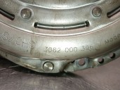 Recambio de kit embrague para dodge caliber 2.0 crd referencia OEM IAM 5106018AA 5106018AA 