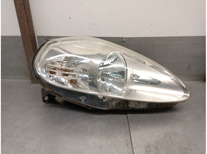 Recambio de faro derecho para fiat grande punto (199) 1.4 8v dynamic referencia OEM IAM 51701594 51701594 