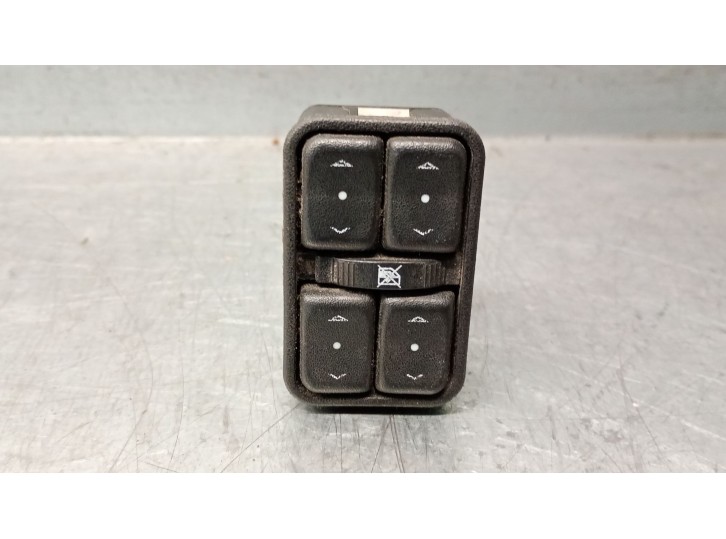 Replacement front left window regulator switch for Opel Meriva A 1.7 16V OEM IAM reference 24409206 6240653 