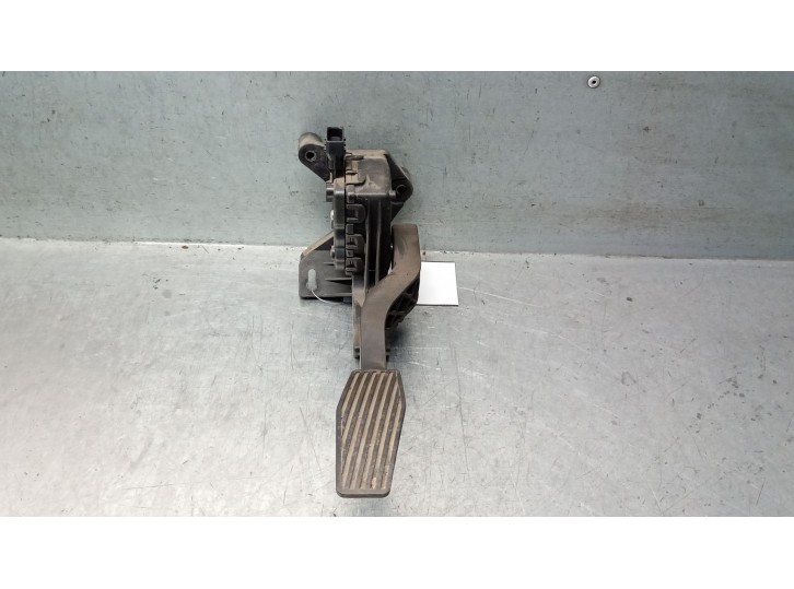 Recambio de potenciometro pedal para opel meriva a 1.7 16v referencia OEM IAM 93335443 5560702 