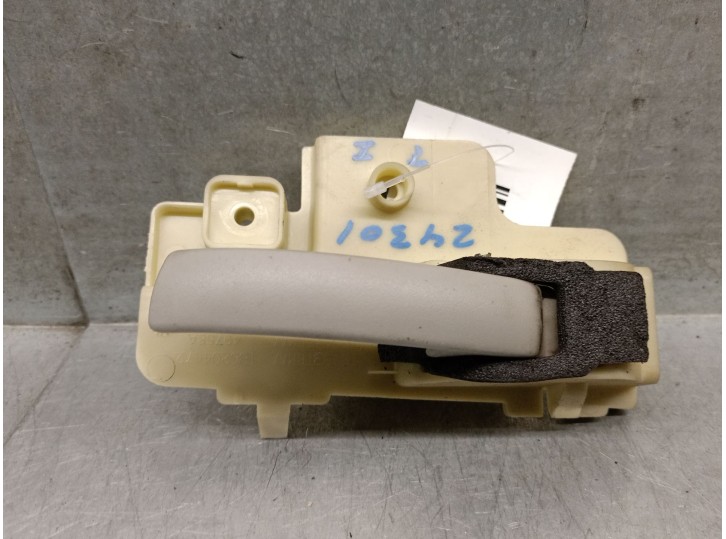 Recambio de maneta interior trasera izquierda para dodge caliber 2.0 crd referencia OEM IAM 186204472 5115639AA 