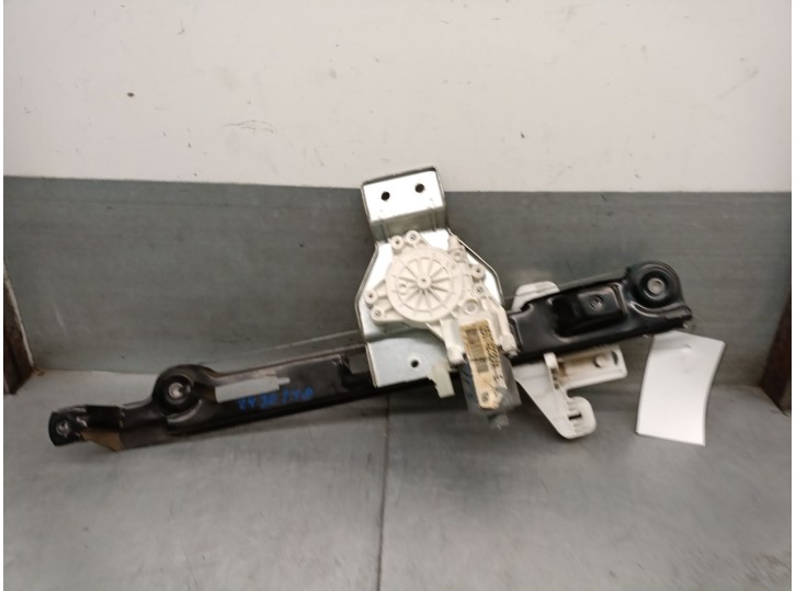Recambio de elevalunas trasero derecho para dodge caliber 2.0 crd referencia OEM IAM 05074232AA 5179962AA 
