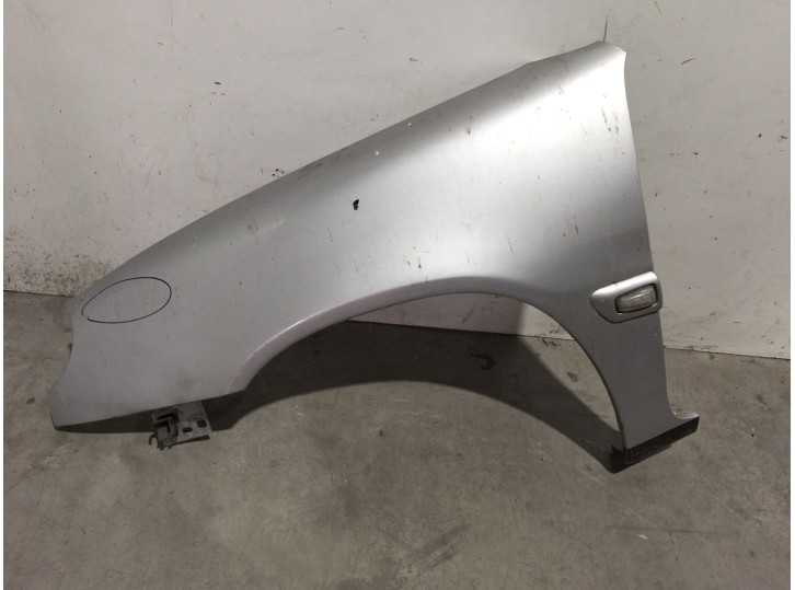 Recambio de aleta delantera izquierda para citroën saxo (s0, s1) 1.5 d referencia OEM IAM 7840G6 7840G6