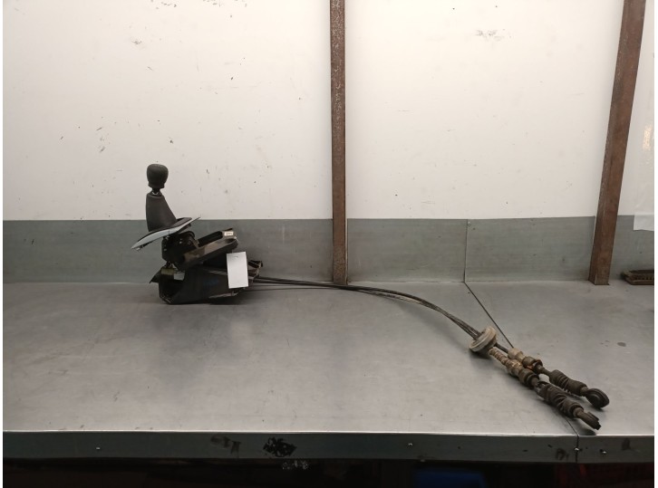 Recambio de palanca cambio para dodge caliber 2.0 crd referencia OEM IAM 0506211AC 5062112AB 