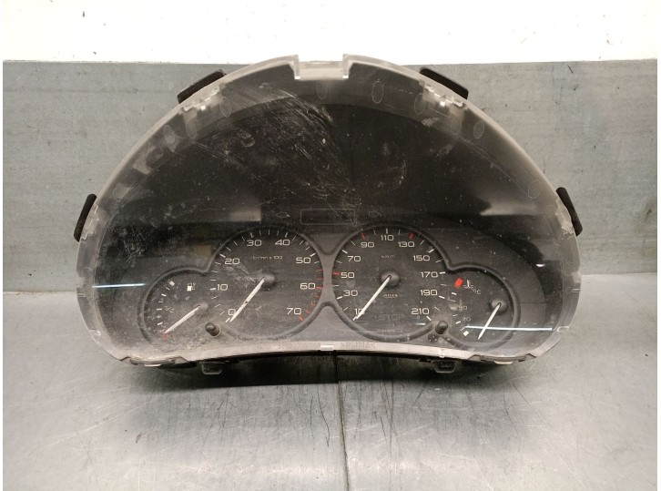 Recambio de cuadro instrumentos para peugeot partner (s2) 1.6 16v hdi cat referencia OEM IAM 9662745180 6105V7 