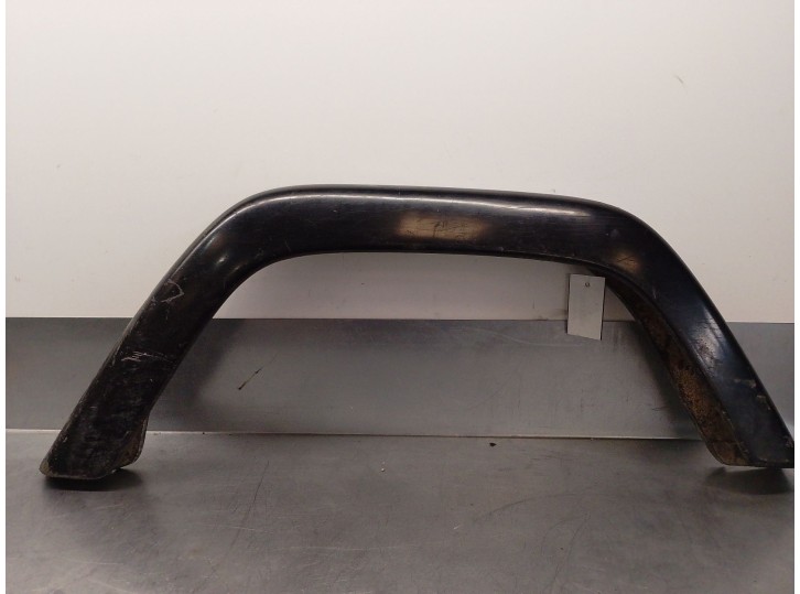 Recambio de aletin trasero izquierdo para jeep wrangler (tj) 2.5 cat referencia OEM IAM 55254923 