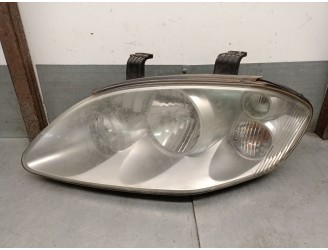 Recambio de faro izquierdo para ssangyong rodius i 2.7 xdi referencia OEM IAM 8310121305 8310121305 