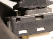 Recambio de mando elevalunas delantero izquierdo para opel combo furgoneta/monovolumen (k9) 1.5 d referencia OEM IAM 98016298ZD 