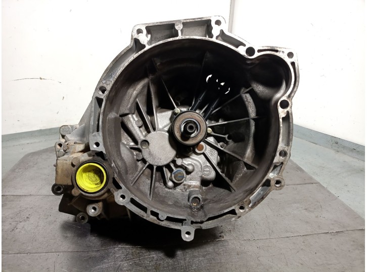 Recambio de caja cambios para ford fusion (cbk) 1.4 16v cat referencia OEM IAM 2N1R7002NC 1327480 TTFN0140206232836