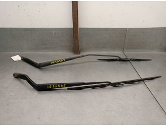Recambio de brazo limpia delantero derecho para ford fusion (cbk) 1.4 16v cat referencia OEM IAM 2N1117526BB 1771247 