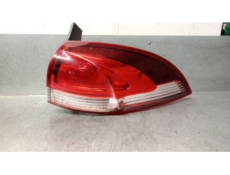 Recambio de piloto trasero derecho para renault clio iv grandtour (kh_) 1.5 dci 90 (khn3, khn4) referencia OEM IAM 265507408R 26