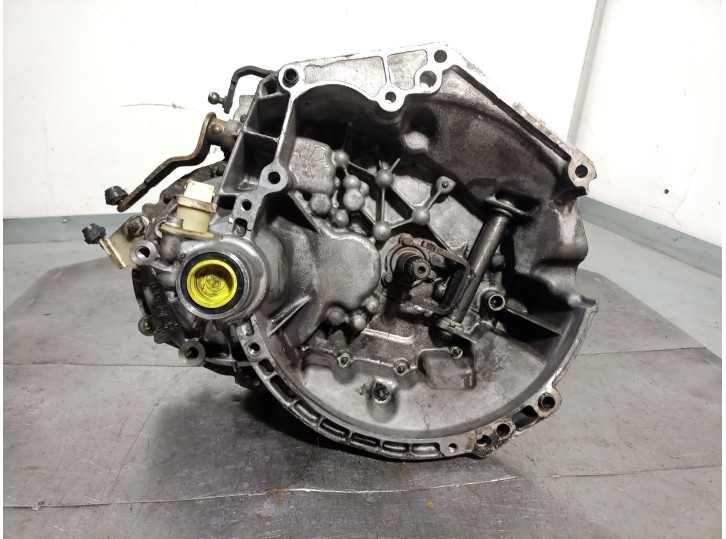 Recambio de caja cambios para citroën saxo (s0, s1) 1.5 d referencia OEM IAM 20CE73 2222A8 0010095