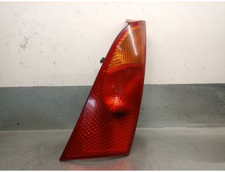 Recambio de piloto trasero derecho para ford focus berlina (cak) 1.8 tdci cat referencia OEM IAM 1M5113404AD 1214226 