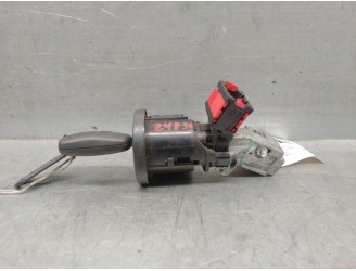 Recambio de conmutador de arranque para renault master iii furgon ma / fm9t / myb23061a3t0 2.3 diesel referencia OEM IAM 8200405