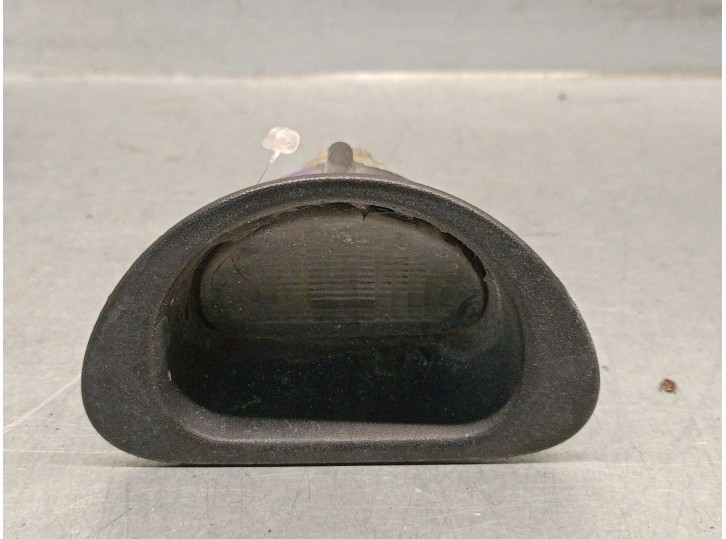 Recambio de piloto matricula para peugeot 107 1.0 cat (384f) referencia OEM IAM 812700H020 6340E2 