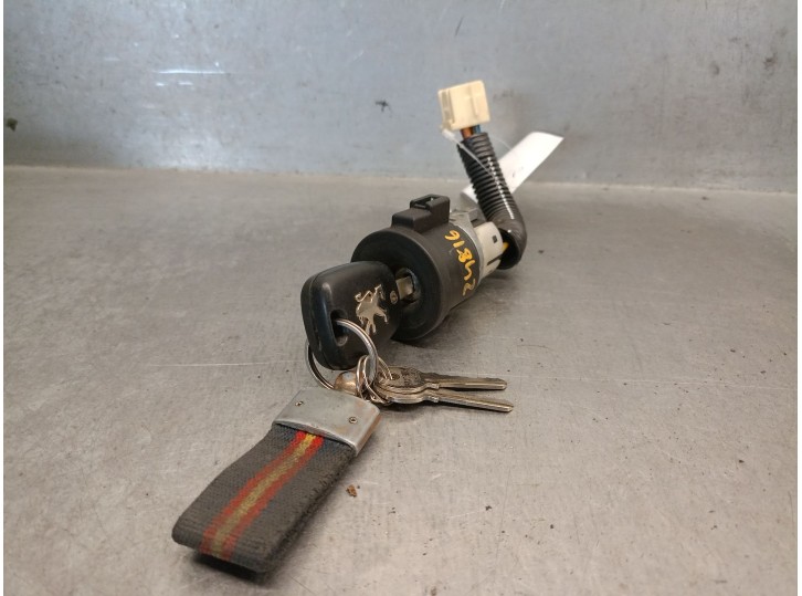 Recambio de conmutador de arranque para peugeot 107 1.0 cat (384f) referencia OEM IAM N0502198 4162FK 