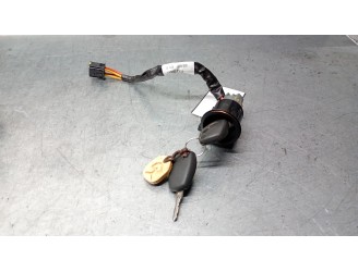 Recambio de conmutador de arranque para dacia sandero (bs_) 1.2 16v referencia OEM IAM 8200826300B 6001546809 