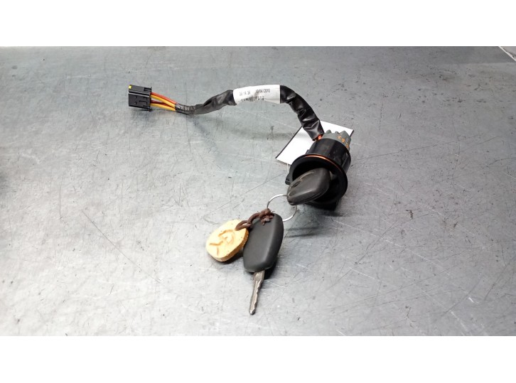 Recambio de conmutador de arranque para dacia sandero (bs_) 1.2 16v referencia OEM IAM 8200826300B 6001546809 