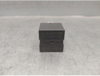 Recambio de rele para renault master iii furgon ma / fm9t / myb23061a3t0 2.3 diesel referencia OEM IAM 8200333352 