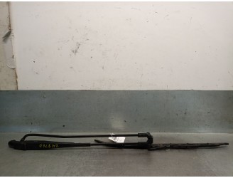 Recambio de brazo limpia delantero derecho para peugeot 107 1.0 cat (384f) referencia OEM IAM 6405V2 6405V2 