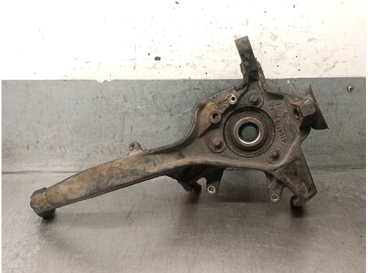 Replacement front right steering knuckle for Chrysler Stratus Cabrio (JX) 2.5 CAT OEM IAM reference 4764378 4695982 