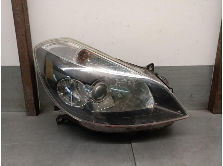 Recambio de faro derecho para renault clio iii 1.5 dci diesel referencia OEM IAM 8200261612 260100822R 89900162
