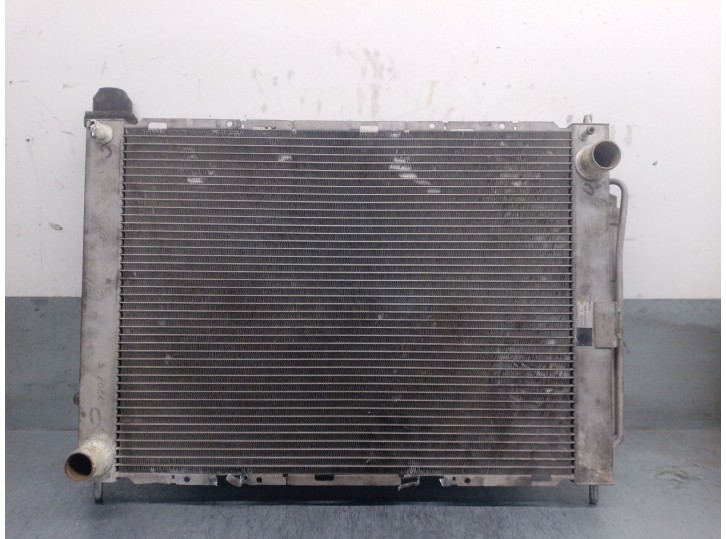 Recambio de radiador agua para renault clio iii 1.5 dci diesel referencia OEM IAM 8200134606 8200688390 