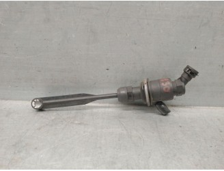 Recambio de bombin embrague para renault master iii furgon ma / fm9t / myb23061a3t0 2.3 diesel referencia OEM IAM M9T882 M9T882 