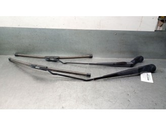 Replacement front right wiper arm for Chrysler Stratus Cabrio (JX) 2.5 CAT OEM IAM reference 05288500AB 4882618 