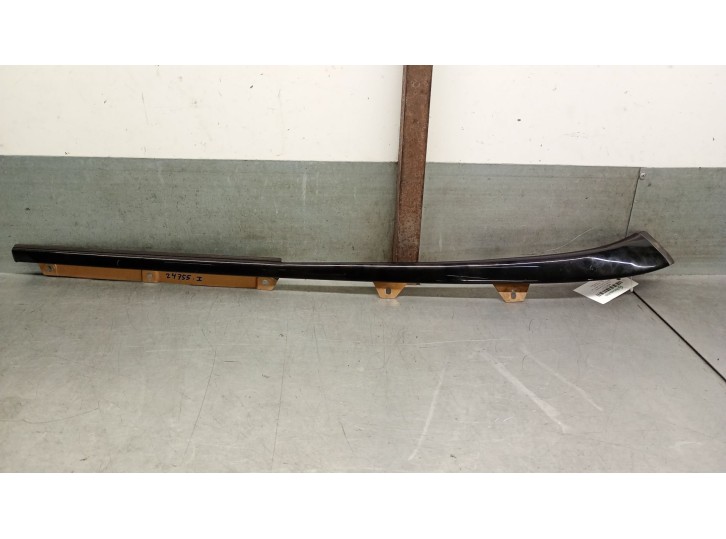 Replacement front moldings for Chrysler Stratus Cabrio (JX) 2.5 CAT OEM IAM reference 5288419AE 5288419AE 