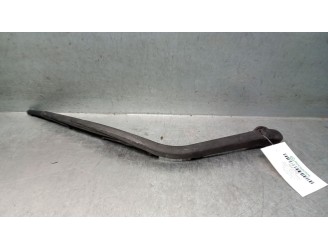 Recambio de brazo limpia trasero para renault twingo (co6) 1.3 cat referencia OEM IAM 7701040570 7701040570 