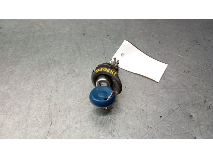 Recambio de maneta exterior porton para renault twingo (co6) 1.3 cat referencia OEM IAM 7701471584 7701471584 