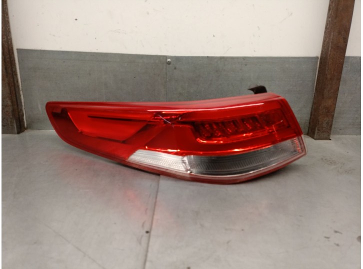 Recambio de piloto trasero izquierdo para kia optima (jf) 1.7 crdi referencia OEM IAM 92401D4200 92401D4200 